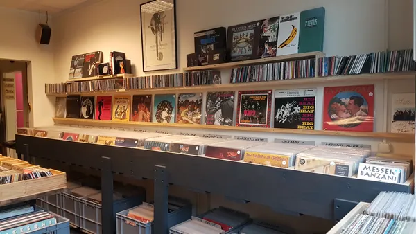 Record Store: KOPEKE