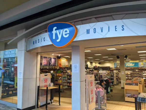 Record store thumbnail: FYE