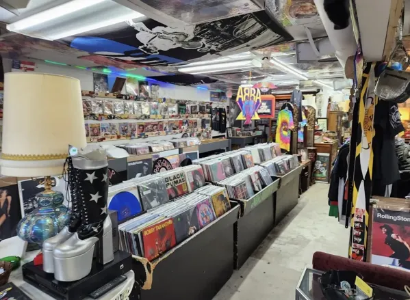 Record Store: The Freak Music and Vintage