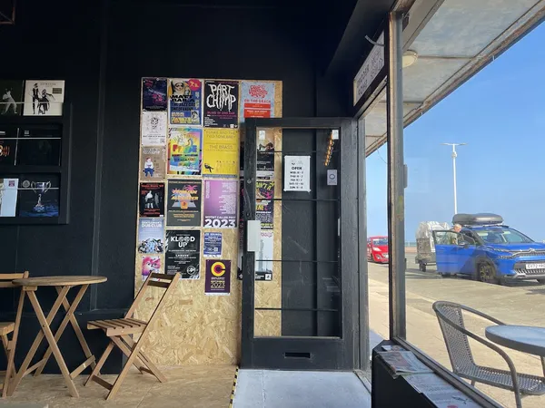 Record store thumbnail: Dark Circles coffee and record shop