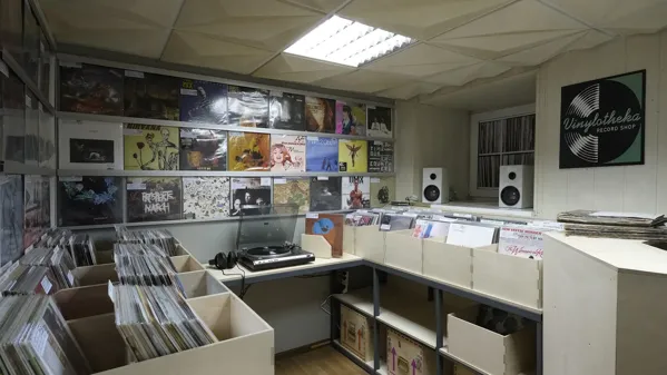 Record Store: Vinylotheka Record Shop