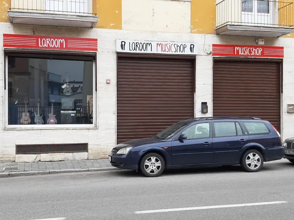 Record store thumbnail: Laroom Music Shop