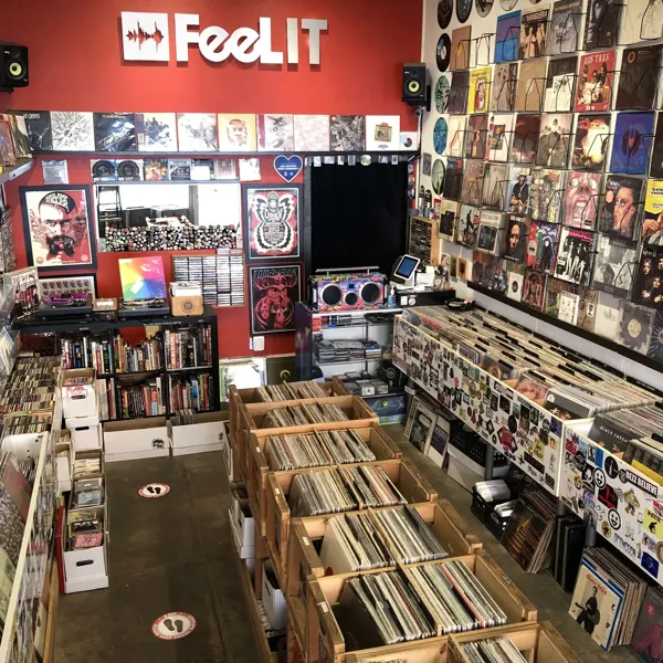 Record Store: FeeLIT
