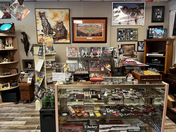 Record store thumbnail: R&B Vintage