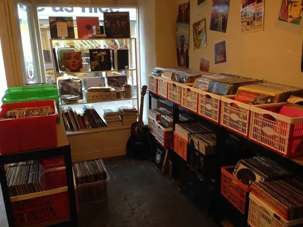 Record Store: Cloud7