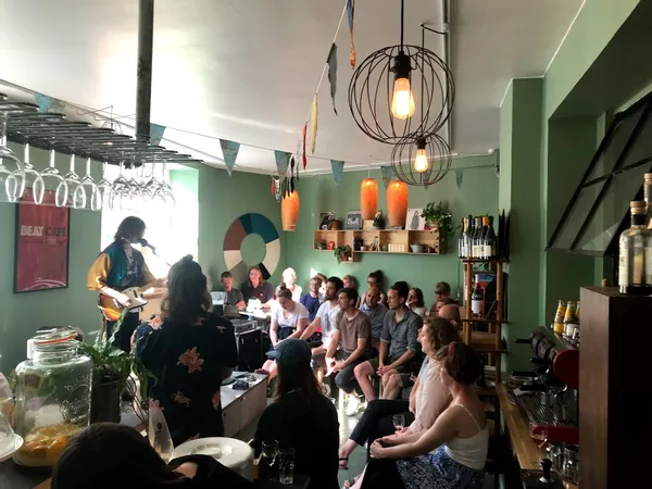 Record Store: Beat Café