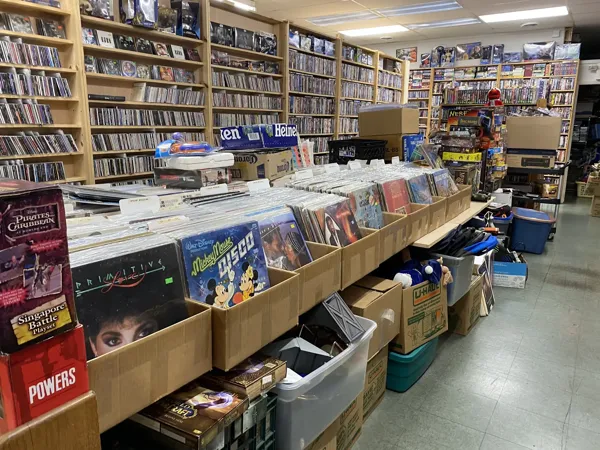 Record store thumbnail: Huber Music & Video