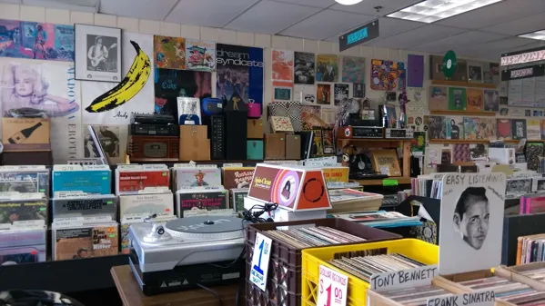 Grady's Record & CD Refuge