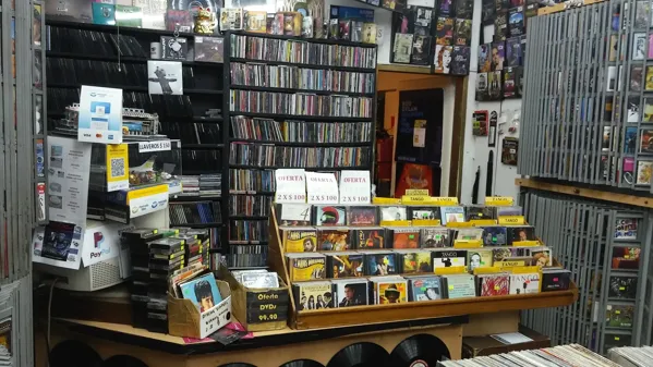 Record Store: Musical Cave