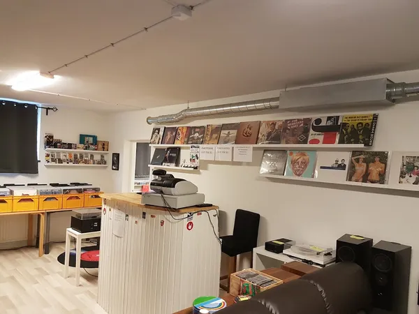 Record store thumbnail: Vinylkällaren Förslöv