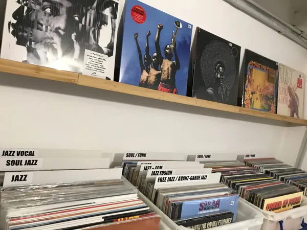 Record Store: Discos Redondos Barcelona