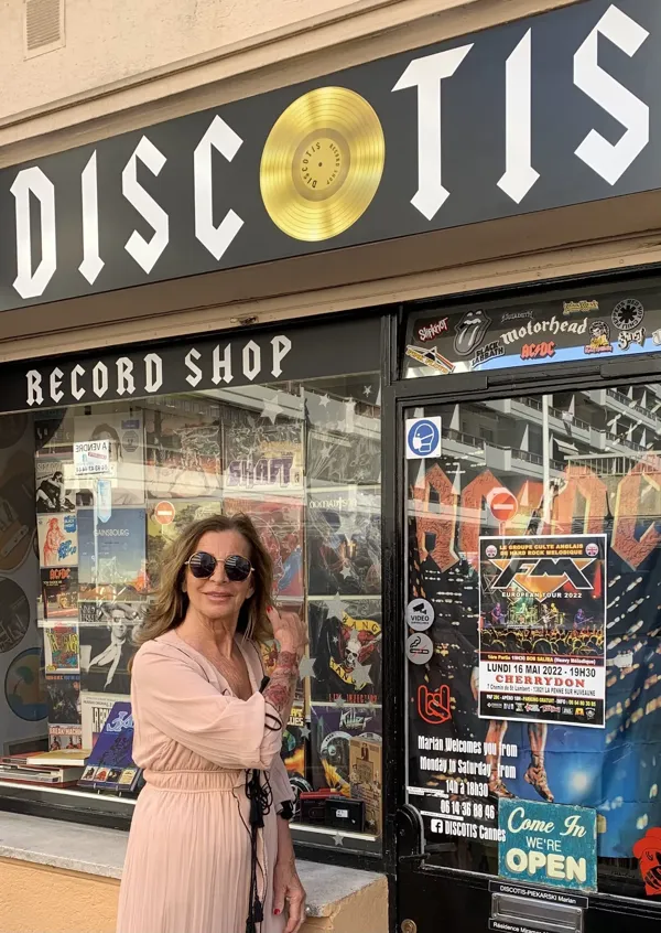 Record store thumbnail: Discotis