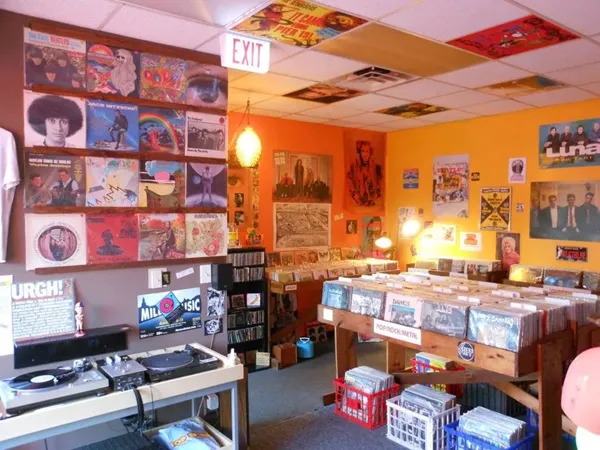 Top Spins PERMANENTLY CLOSED