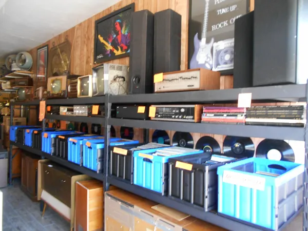 Western Audio Record Store PERMANENTLY CLOSED