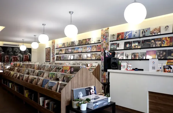 Record Store: Playlist Record Store Bandung