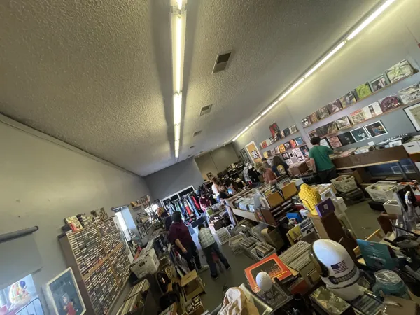 Record store thumbnail: Radio Thrift