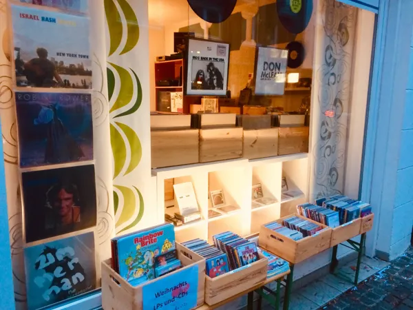 Record Store: AudioKron Record-Store