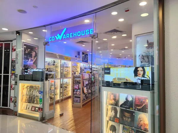 Record store thumbnail: CD Warehouse（皇室堡店）