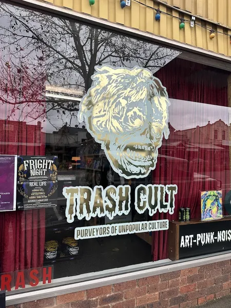 Record Store: Trash Cult