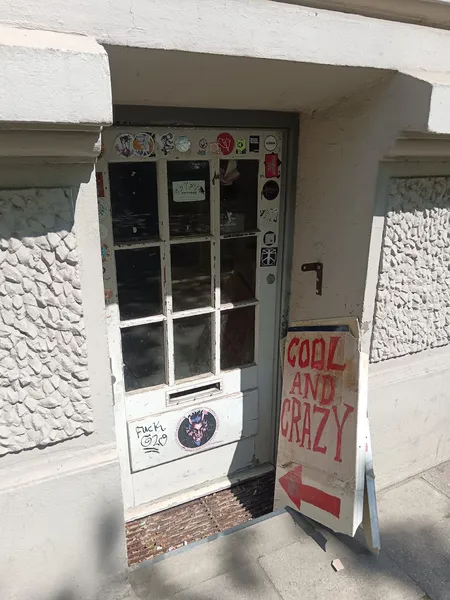 Record Store: Crypt Records GmbH