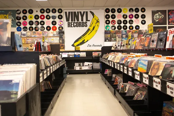 Record Store: Zia Records (Mesa)