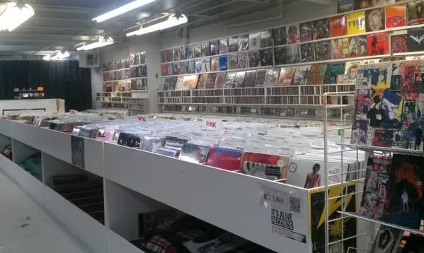 Record Store: Spin-It Records & Video