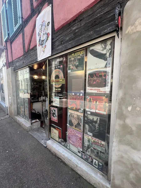 Record store thumbnail: le discobole