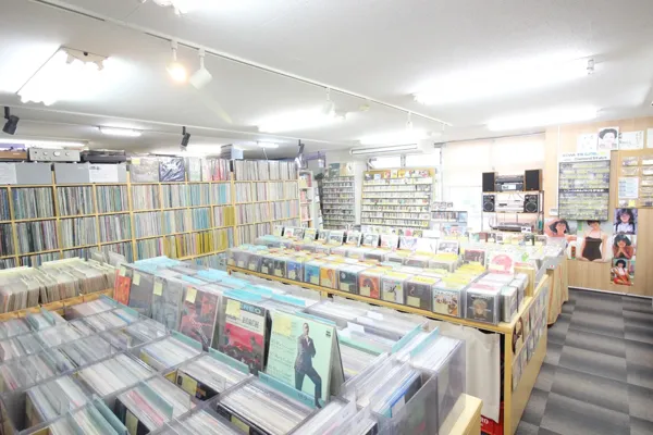 Record store thumbnail: 中古レコードのタチバナ
