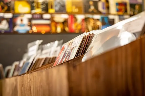 Record store thumbnail: Unisound Records /ユニサウンドレコード