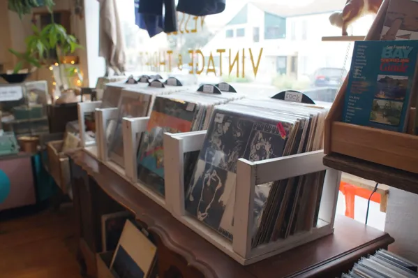 Record store thumbnail: Half Moon Vinyl
