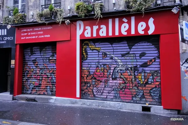 Record store thumbnail: Parallèles