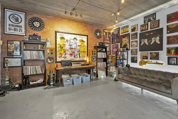 Record store thumbnail: Revolution Records