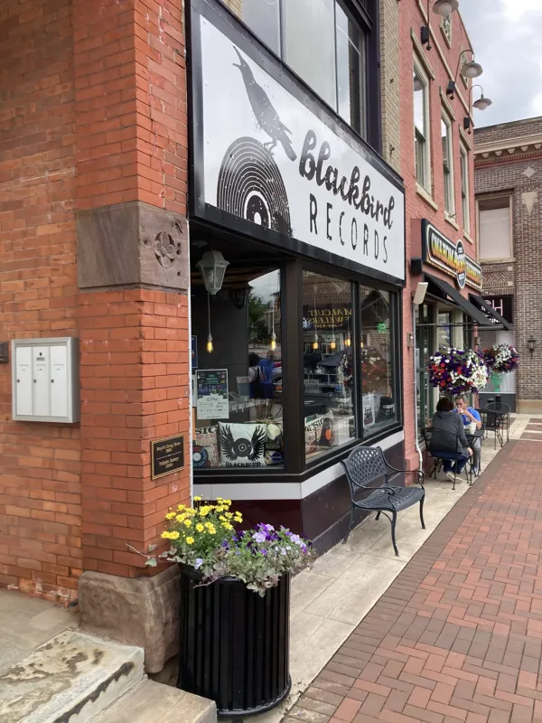 Blackbird Records