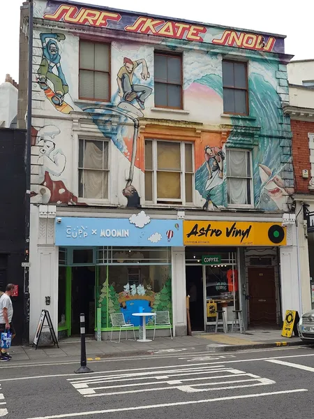 Record Store: Astro Vinyl