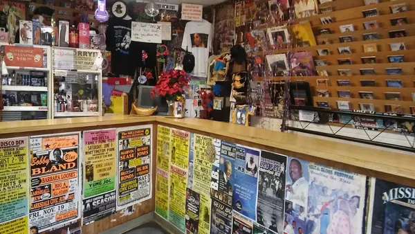 Record Store: Disco Den Records