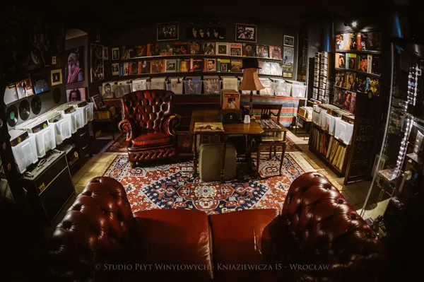 Record Store: Studio Płyt Winylowych