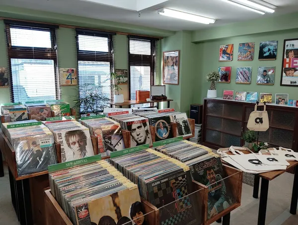 Record store thumbnail: Hoshireco