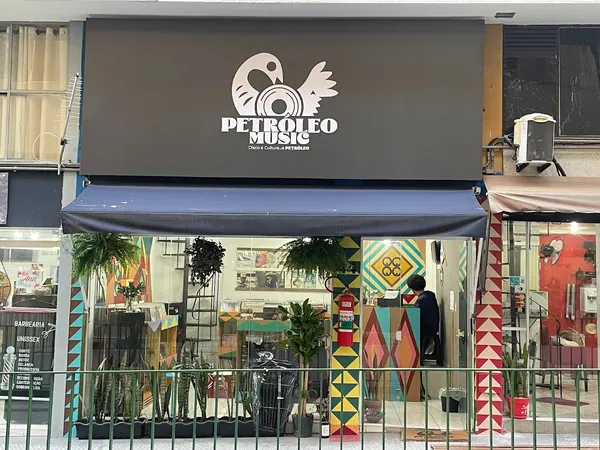 Record store thumbnail: Petróleo Music