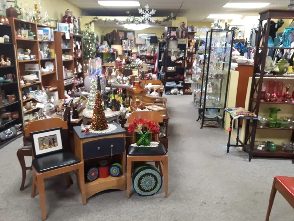 This and That Vintage and Antique