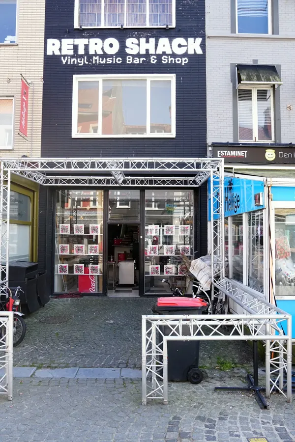 Record Store: Retro Shack