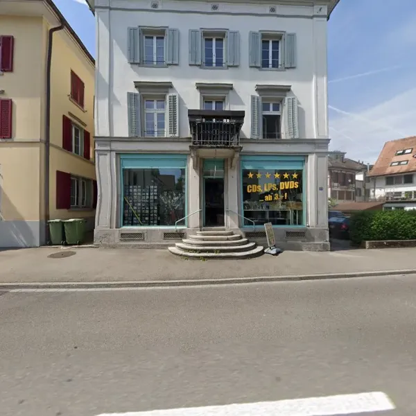 Record Store: Planet Trash