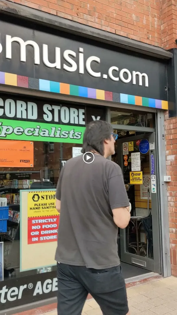 Record Store: Cool Discs