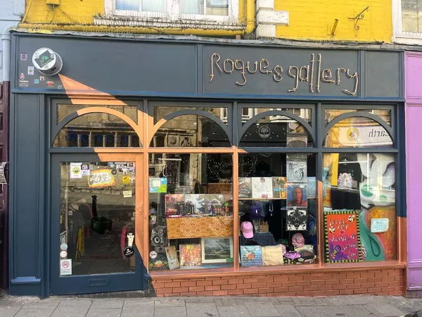 Record store thumbnail: Rogue's Gallery