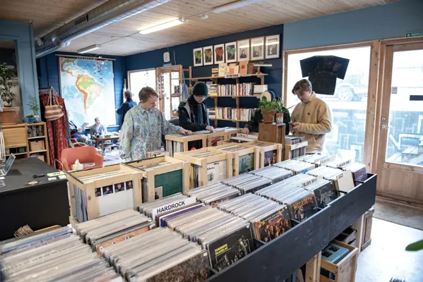 Record Store: Todal Musikk & Hermetikk