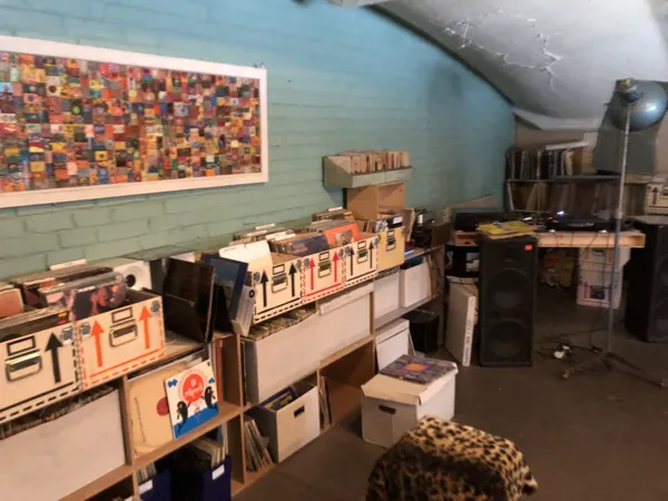 Record Store: Vinylotheka - digger-bar