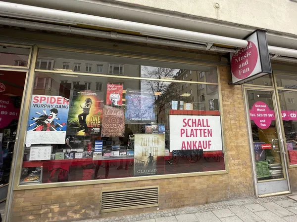 Record store thumbnail: Second Music & Fun - Records Munich