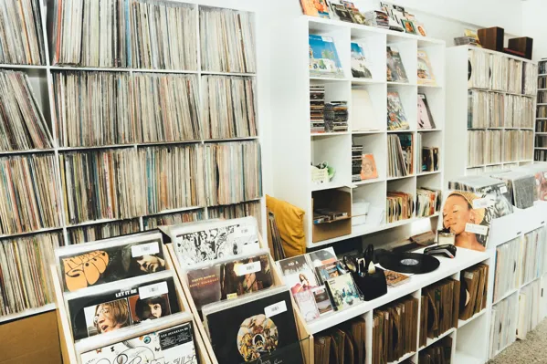 Record store thumbnail: Glitter Records