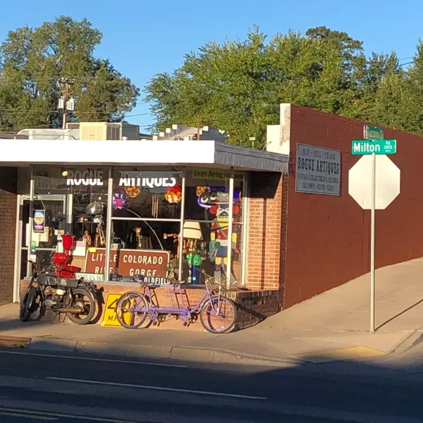 Rogue Antiques