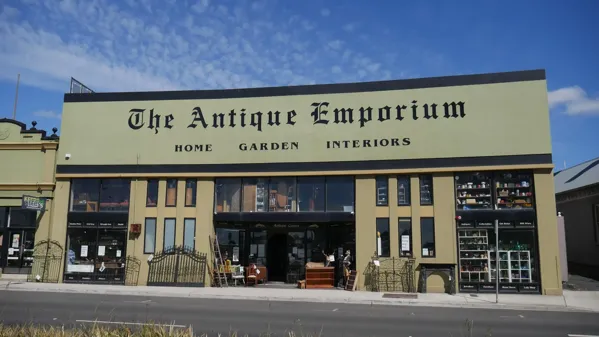 Record Store: Antique Emporium