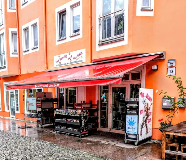 Record store thumbnail: The Beauty and the Beat